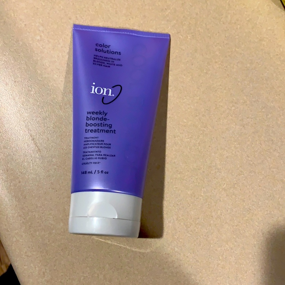 NWT ION  Cool Blonde